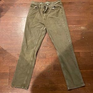 In great condition it’s like a muddy green color